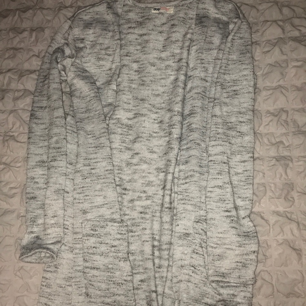 cardigans - Picture 3 of 3